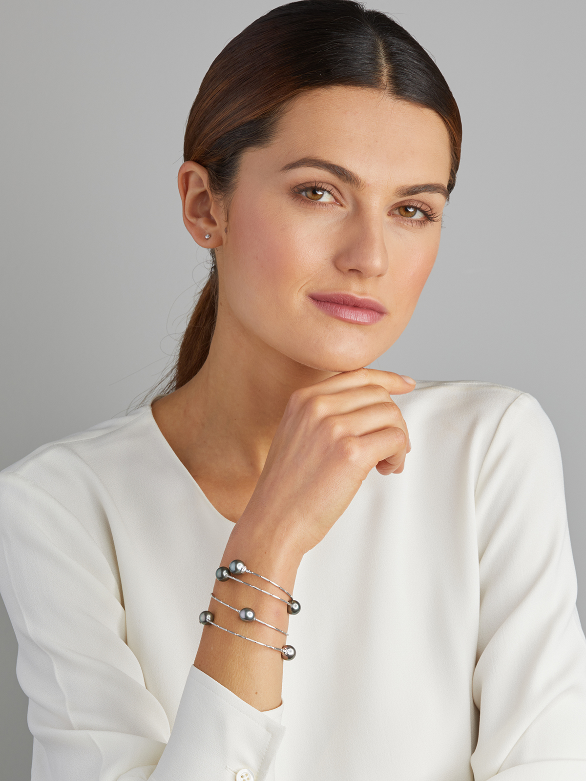 Yana Nesper Edles Perlenarmband in Weißgold mit Tahitiperlen WrapME – Bild 4